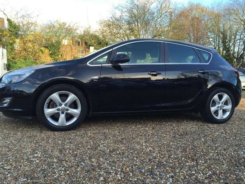2011 Vauxhall Astra SRI Cdti image 3