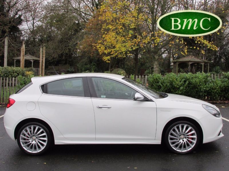 2011 Alfa Romeo Giulietta 1.4 image 2