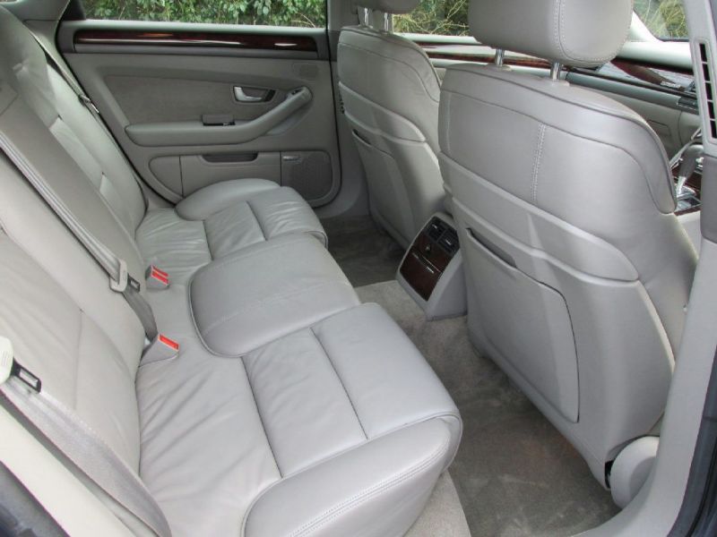 2004 Audi A8 4.0 TDI Quattro 4dr image 5