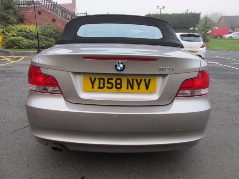 2008 BMW 1 Series 2.0 118i SE 2dr image 3
