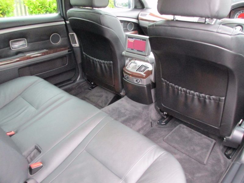 2007 BMW 5.0 750Li 4dr image 5