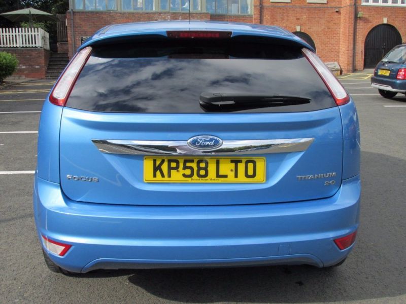 2009 Ford Focus 2.0 Titanium 5dr image 3