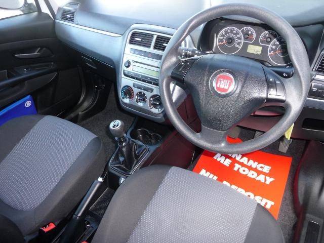 2010 FIAT GRANDE PUNTO 1.4 image 4