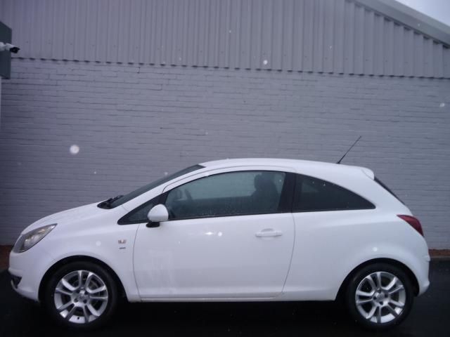 2010 VAUXHALL CORSA 1.2 SXI image 2