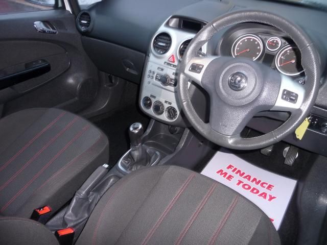2010 VAUXHALL CORSA 1.2 SXI image 4