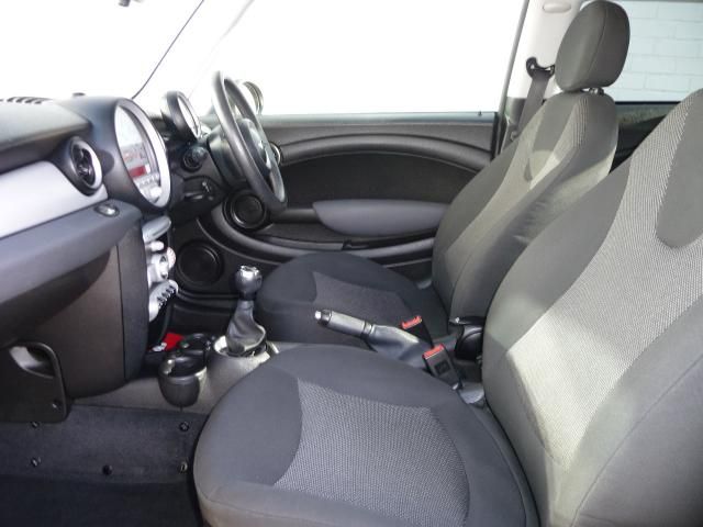 2009 MINI HATCH ONE 1.4 ONE image 5