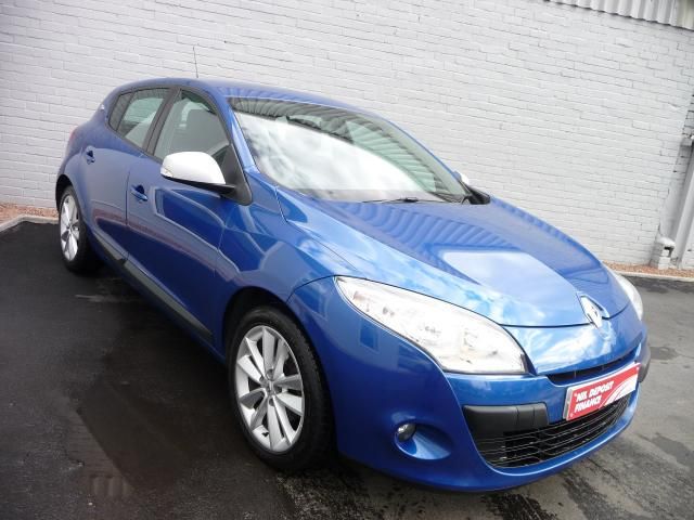2011 RENAULT MEGANE 1.5 image 1