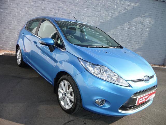 2010 FORD FIESTA 1.4 ZETEC image 1
