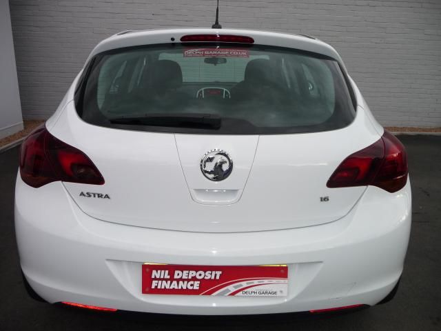 2010 VAUXHALL ASTRA 1.6 SRI image 3