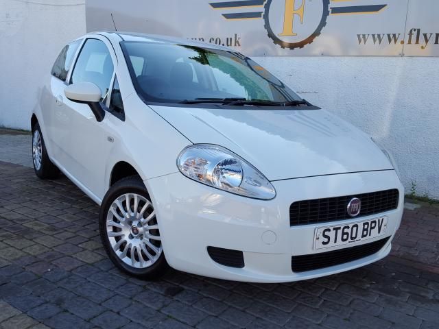 2010 FIAT GRANDE PUNTO 1.4 image 1