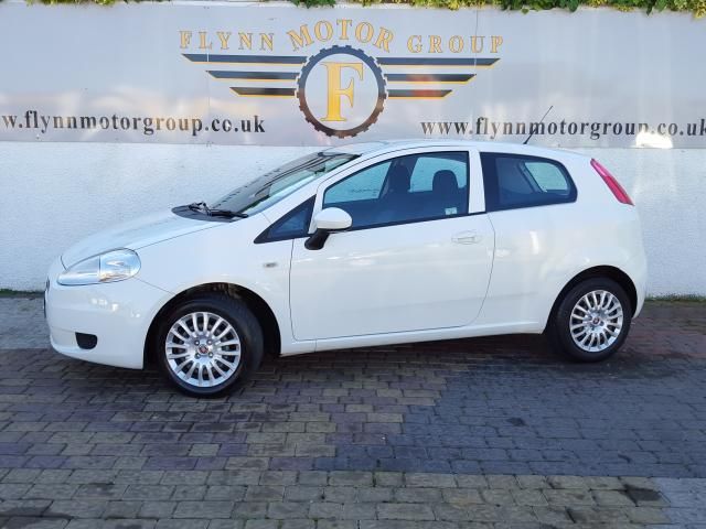 2010 FIAT GRANDE PUNTO 1.4 image 2