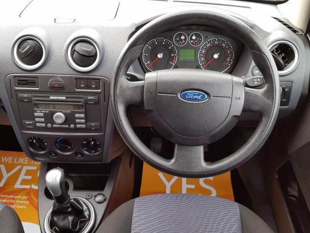 2008 FORD FUSION 1.4 ZETEC image 4