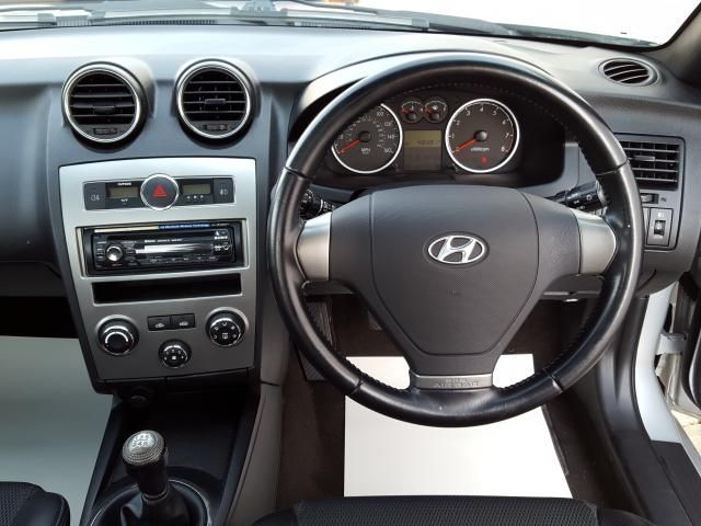 2009 HYUNDAI S-COUPE 1.6 image 4