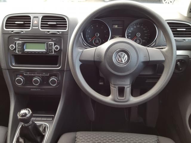 2009 VOLKSWAGEN GOLF 1.6 S image 4