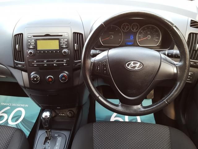 2010 HYUNDAI I30 1.6 image 4