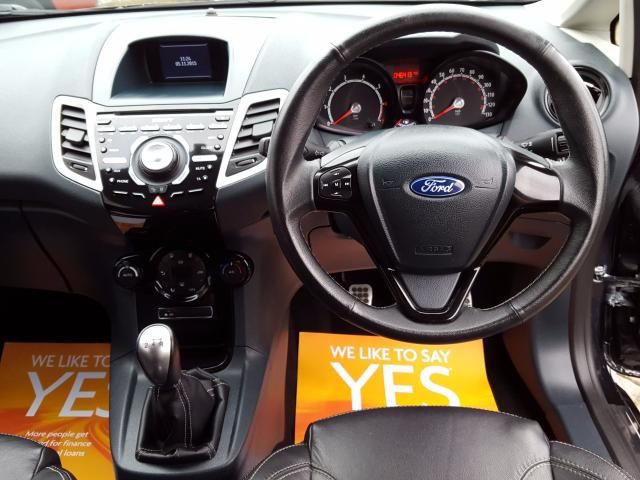 2012 FORD FIESTA 1.6 image 4