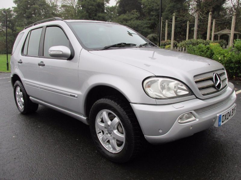 2004 Mercedes-Benz 2.7 ML270 CDI 5dr image 1