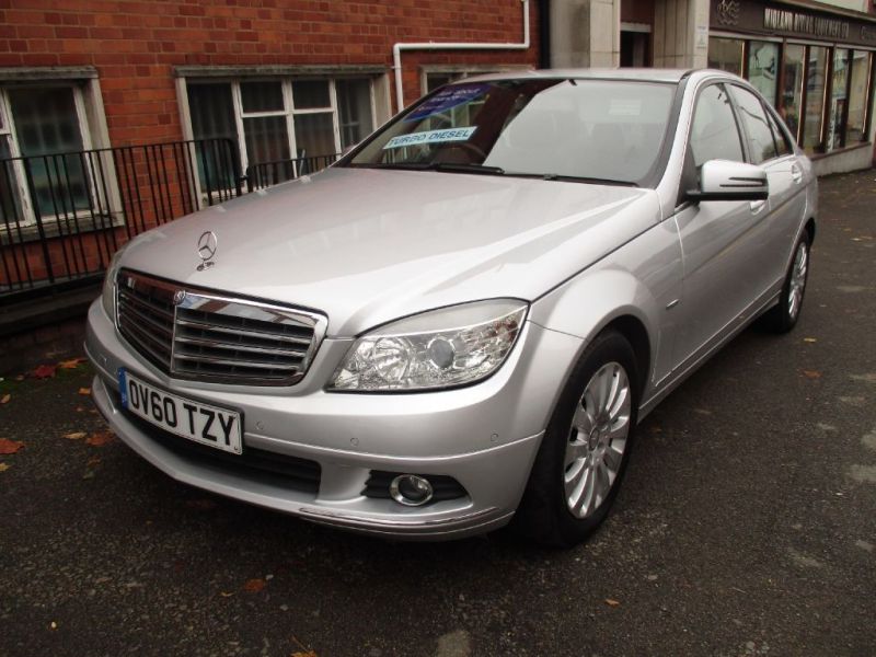 2010 Mercedes C Class C200 image 1