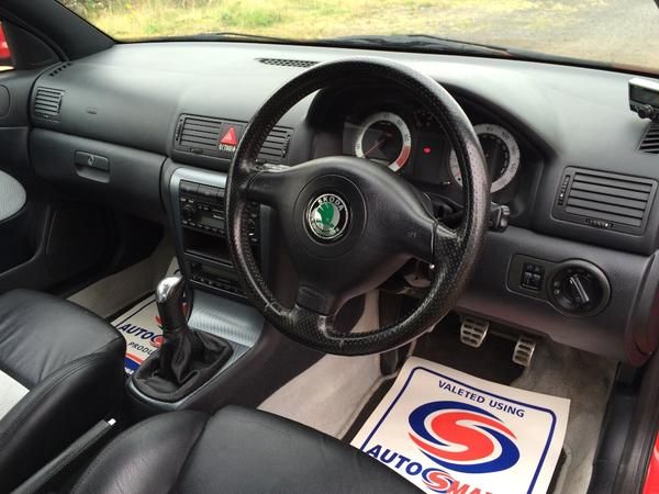 2005 Skoda Octavia 1.8 vRS 5dr image 4