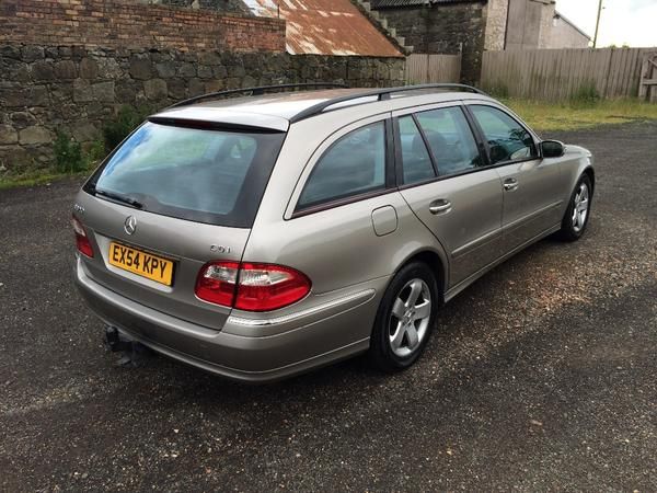 2004 Mercedes-Benz 3.2 E320 CDI image 3