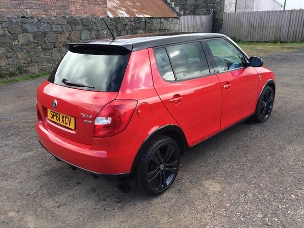 2011 Skoda Fabia 1.6 TDI image 3