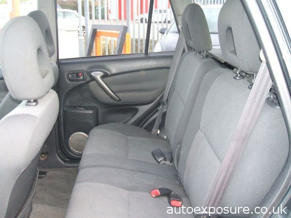 2005 Toyota Rav 4 2.0 image 5