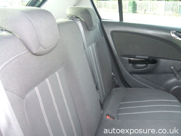 2014 Vauxhall Corsa image 5