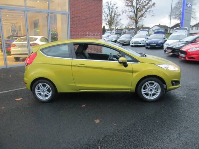2013 Ford Fiesta 1.25 Zetec 3dr image 2