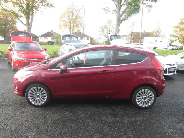 2009 Ford Fiesta 1.4 Titanium 3Dr image 2