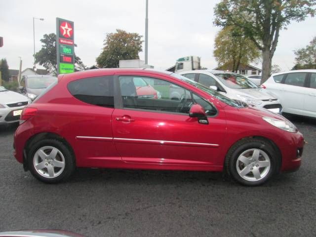 2010 Peugeot 207 Sport 1.4 3Dr image 2