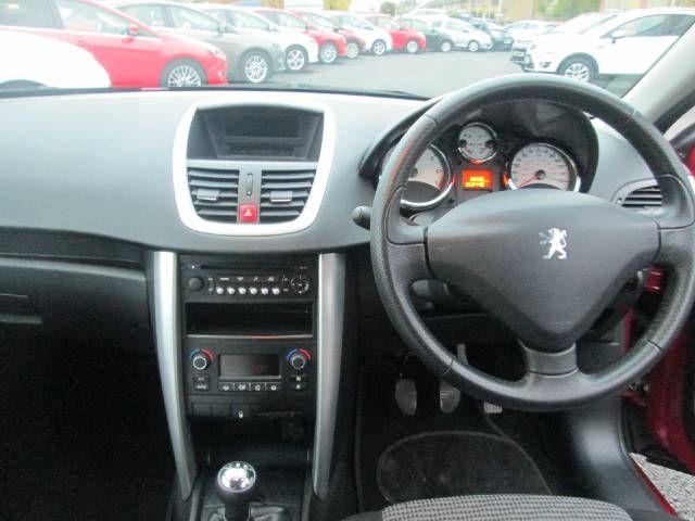 2010 Peugeot 207 Sport 1.4 3Dr image 4