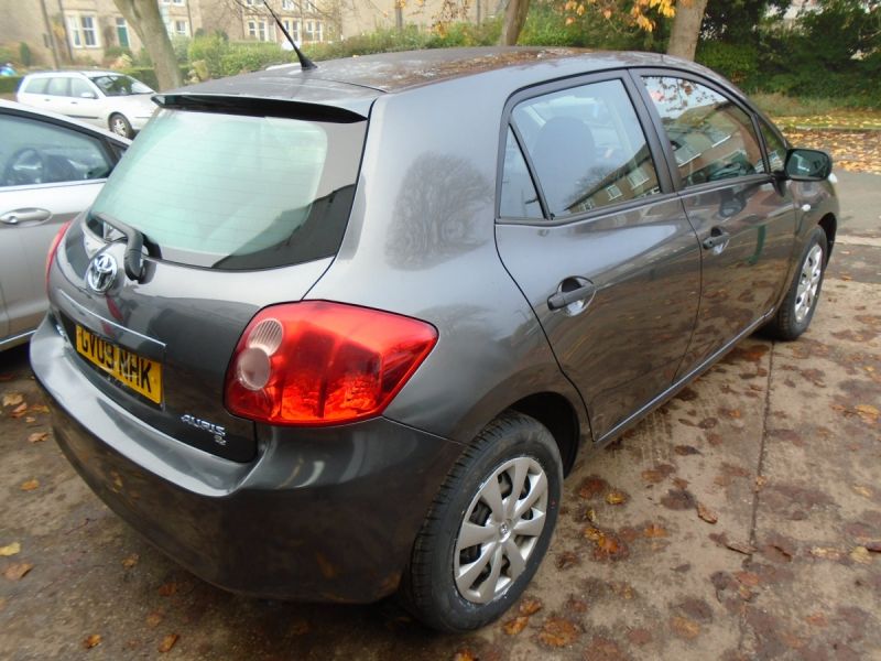 2009 Toyota Auris 1.33 VVT-i TR image 2