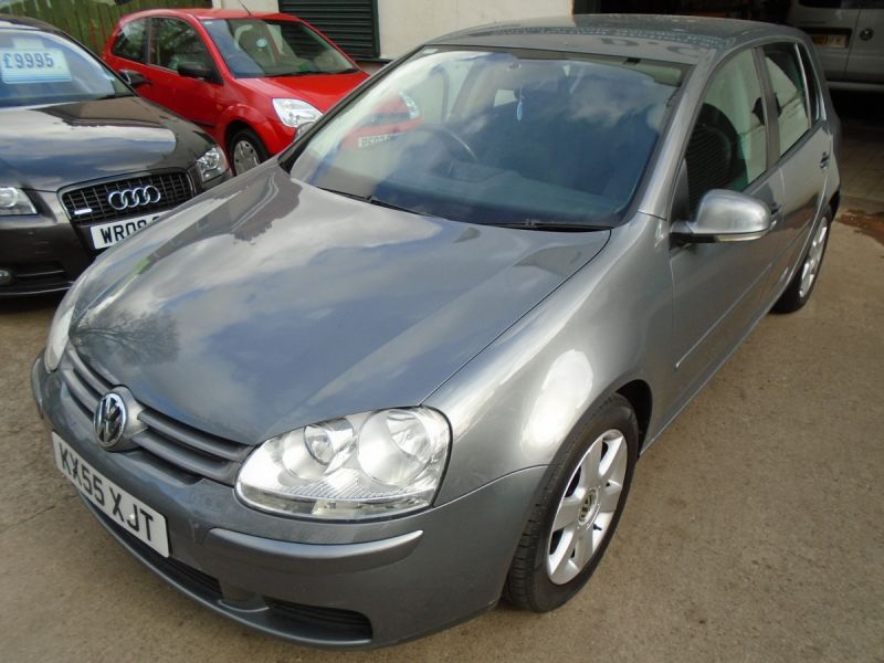 2005 Volkswagen Golf 1.9 TDI Sport image 2