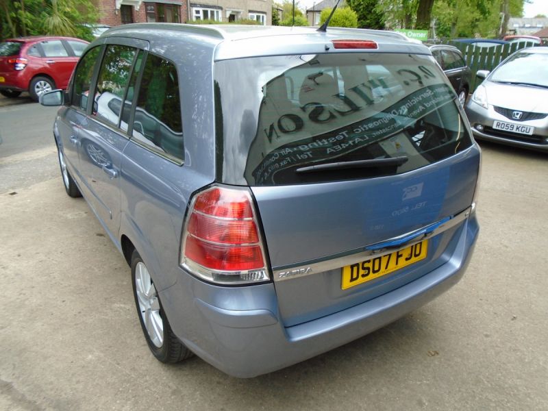 2007 Vauxhall Zafira 1.8 i 16v Design image 2