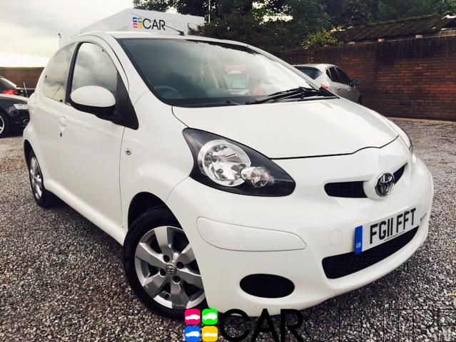 2011 TOYOTA AYGO 1.0 VVT-I image 1