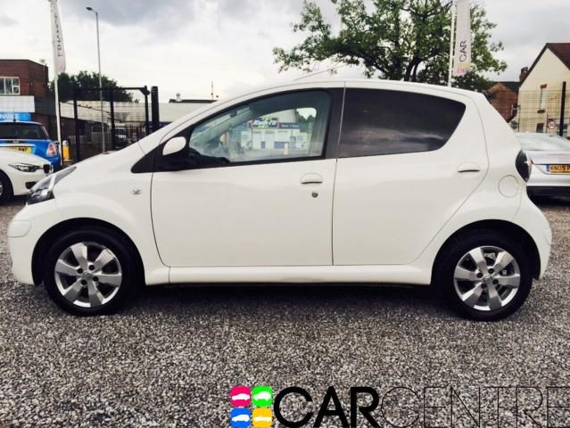 2011 TOYOTA AYGO 1.0 VVT-I image 2