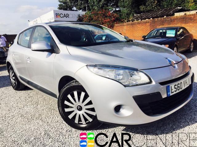 2010 RENAULT MEGANE 1.5 image 1