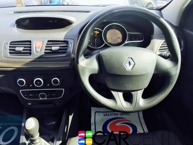 2010 RENAULT MEGANE 1.5 image 4