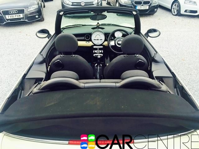 2009 MINI CONVERTIBLE 1.6 COOPER image 5