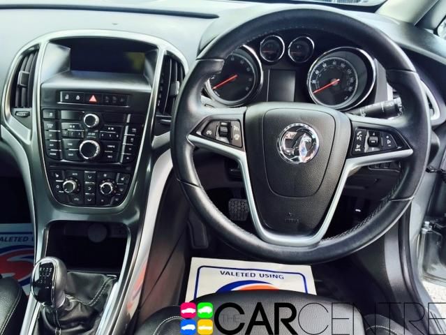 2013 VAUXHALL ASTRA 1.6 ELITE image 4