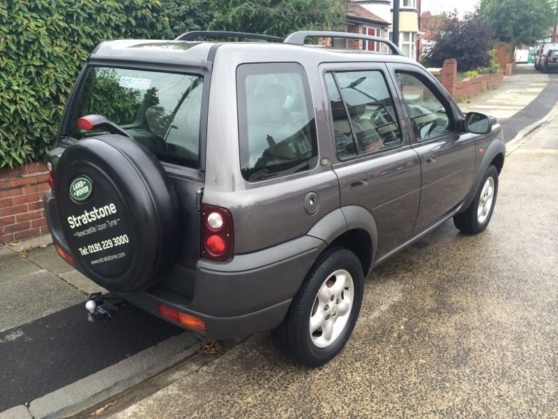 2001 Land Rover Freelander 4x4 image 2