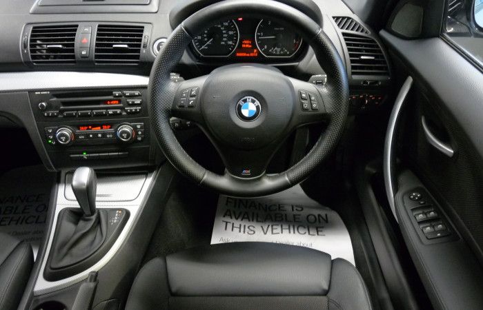 2009 BMW 1 SERIES 118D AUTOMATIC image 4