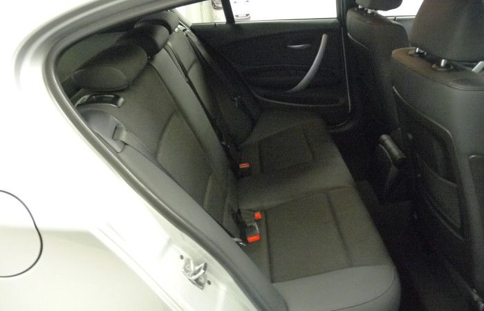 2009 BMW 1 SERIES 118D AUTOMATIC image 5