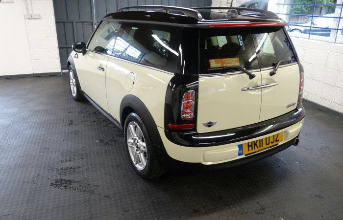 2011 MINI COOPER CLUBMAN 1.6D image 3