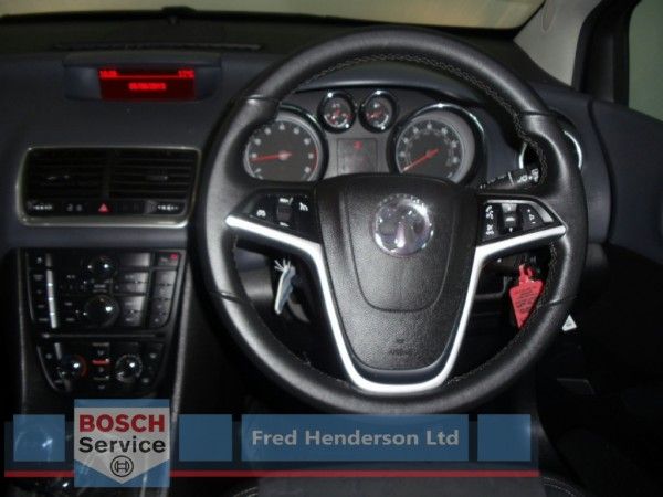 2012 Vauxhall Meriva 1.4 i 16v SE 5dr image 4