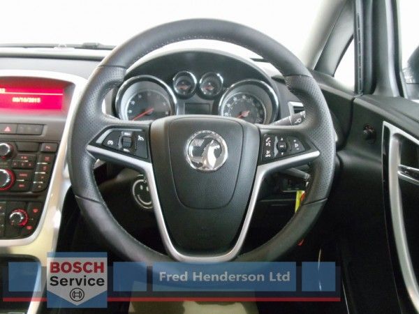 2012 Vauxhall Astra 1.6 i VVT 16v SRi image 4