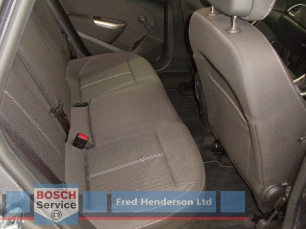 2012 Vauxhall Astra 1.6 i VVT 16v SRi image 5