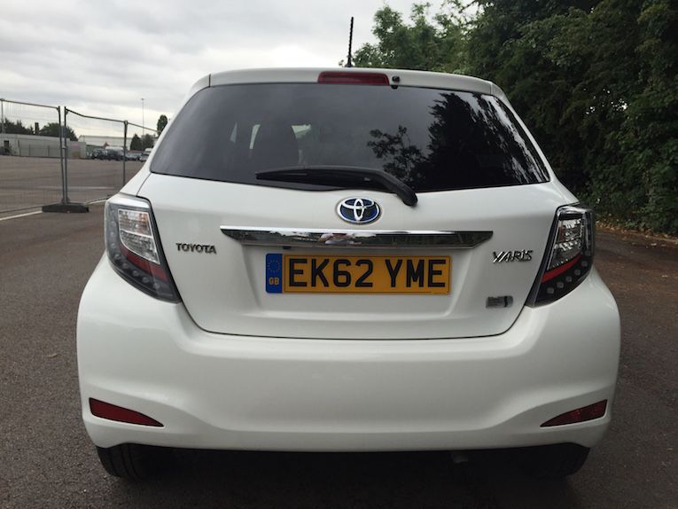 2012 Toyota Yaris 1.5 VVT-i image 3