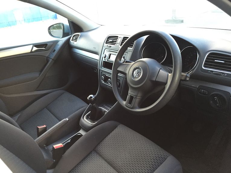 2011 Volkswagen Golf 1.6 TDI S image 4