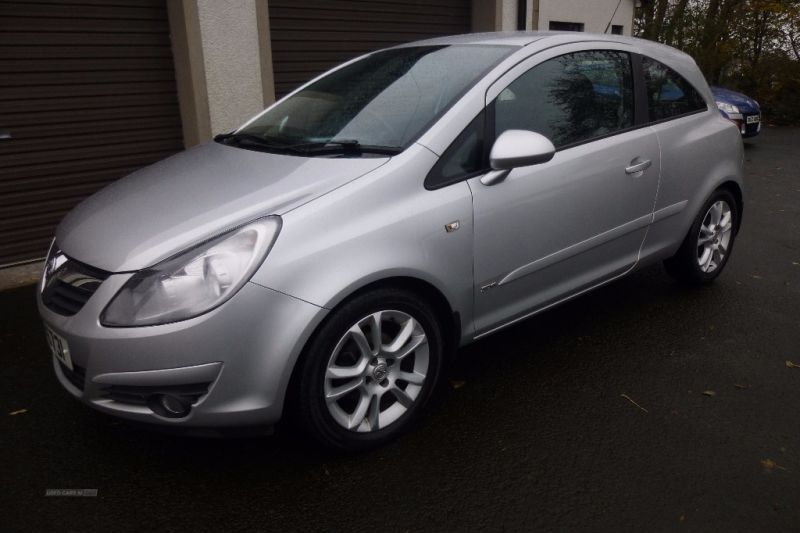 2007 Vauxhall Corsa SXI 1.2 3dr image 2